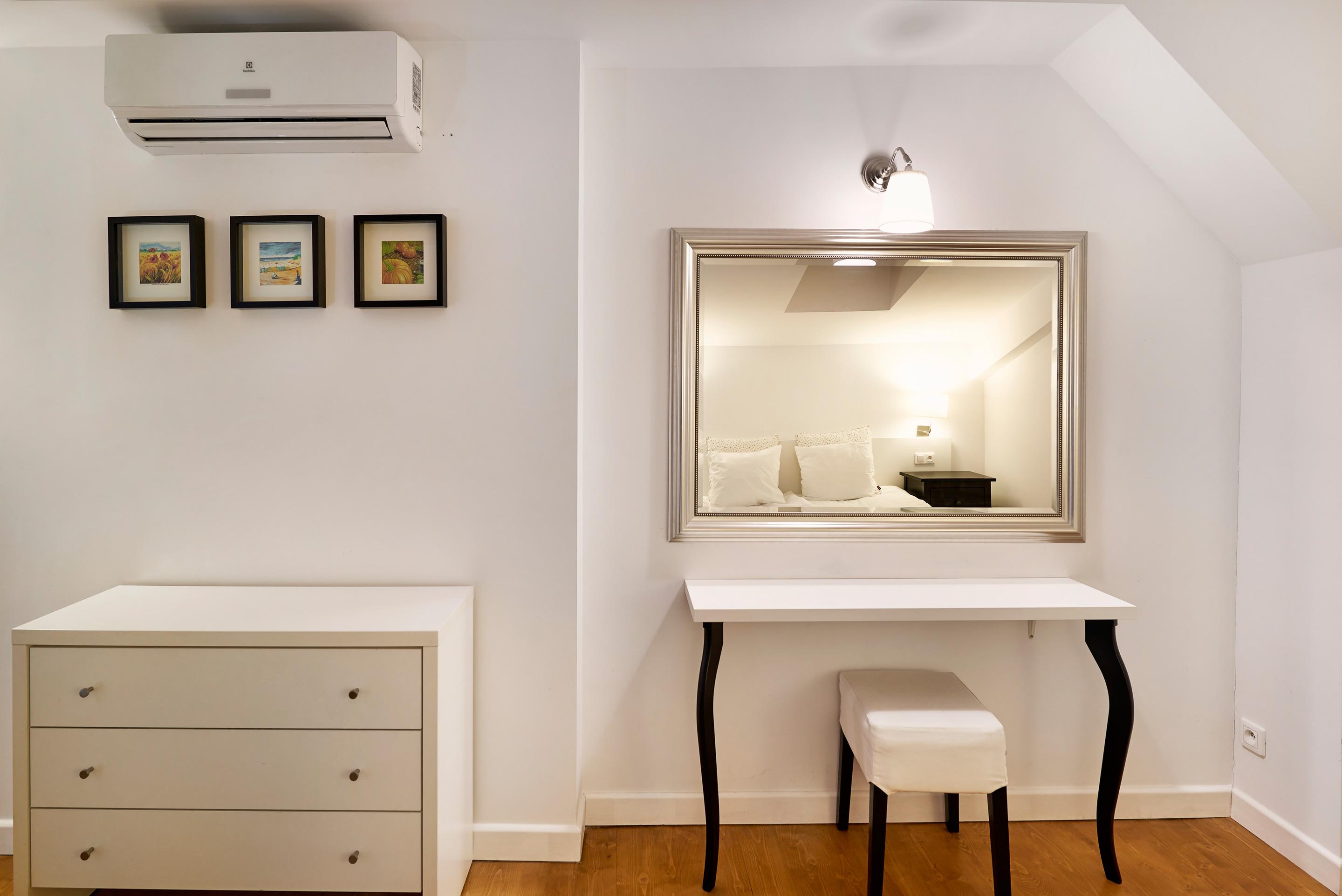 Hotel apartamentowy Gołębia 8